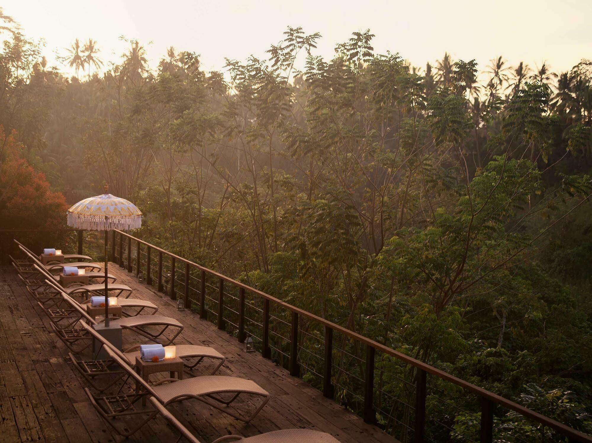 Kamandalu Resort