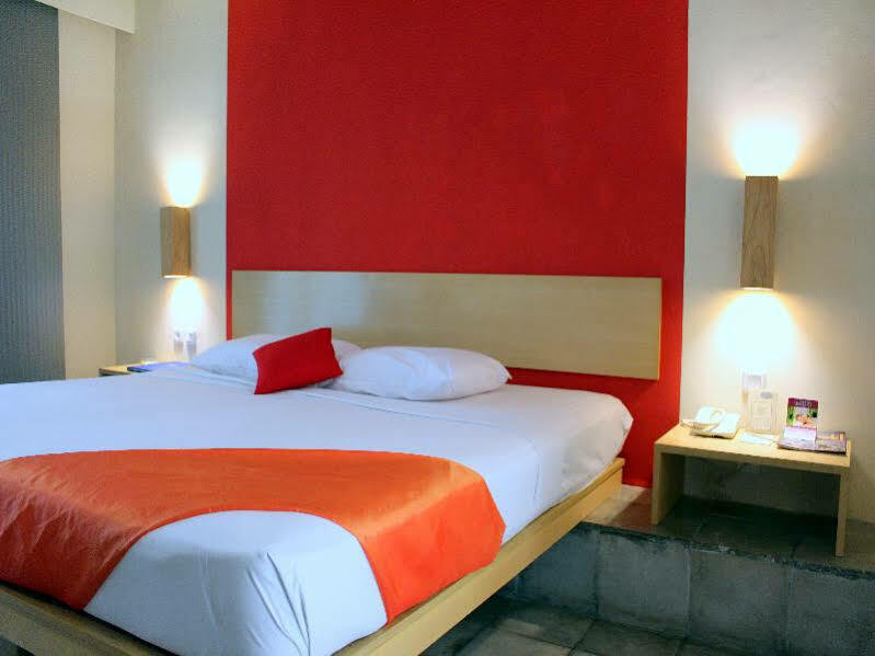 Oyo Flagship 760 Oasis Kuta Hotel 2*