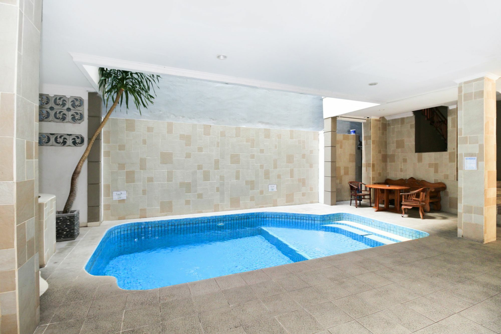 Airy Kartika Plaza Gang Melati 1 Bali Guest house *