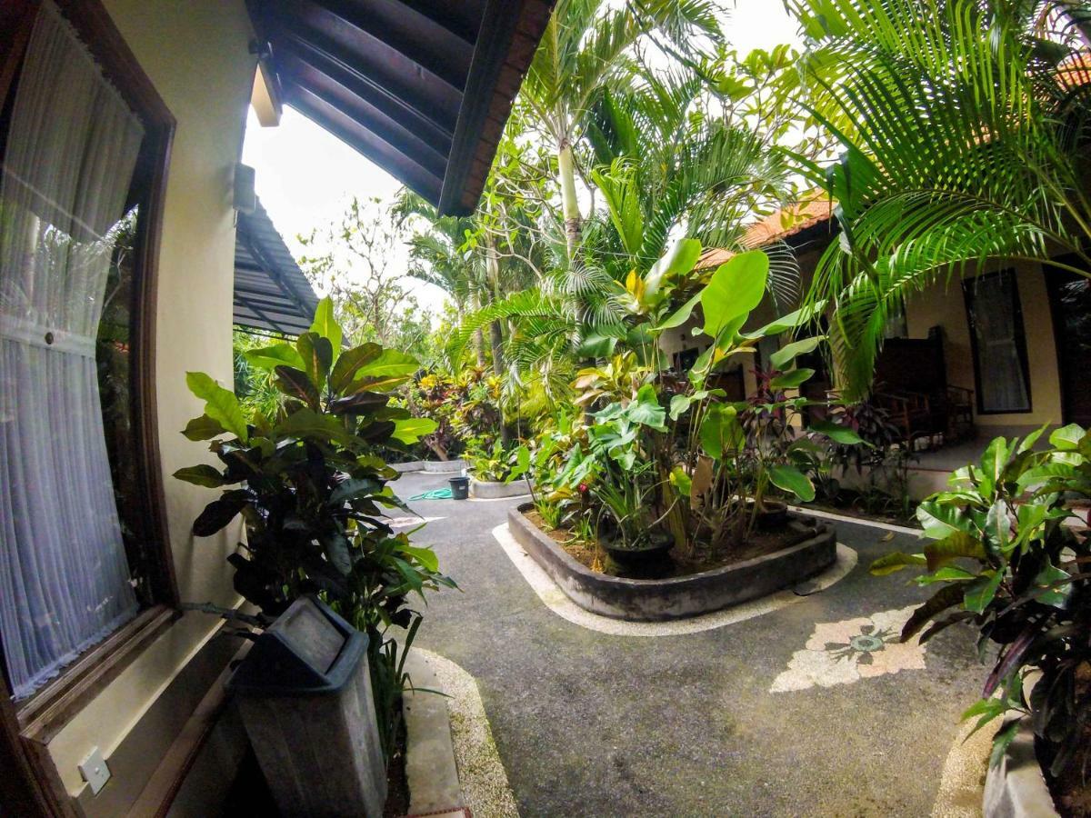 Wisma tamu Putu Canggu (Bali)