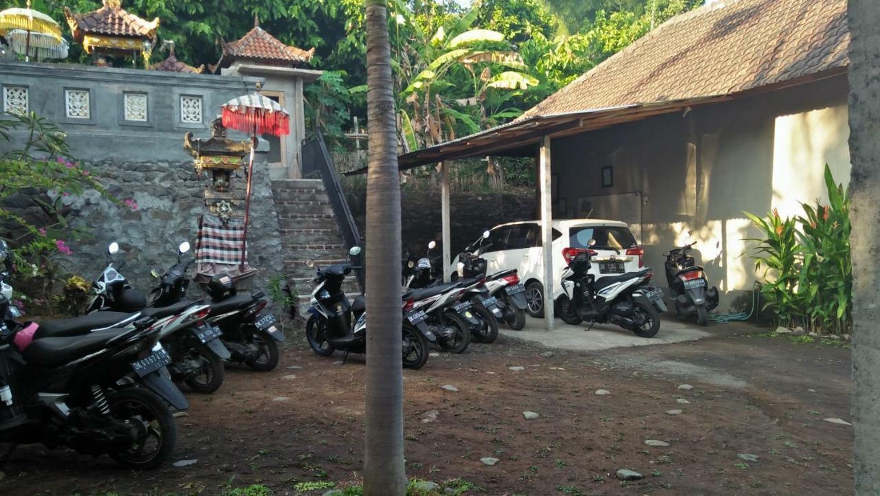 Bed & Breakfast Memes House Backpacker 2*
