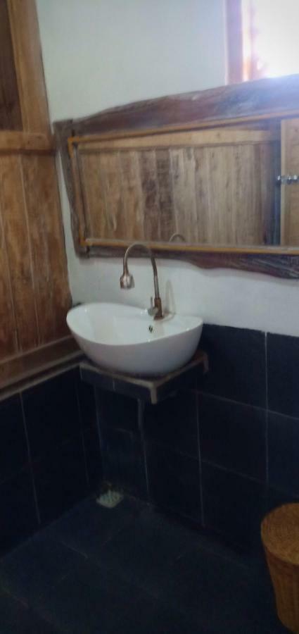 Yogi Guest house Amed (Bali)