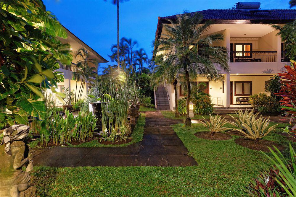 Paradiso Hotel 3*