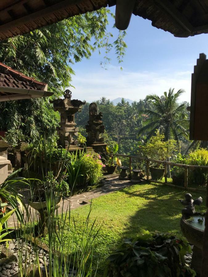 Bali Djodji Villa *
