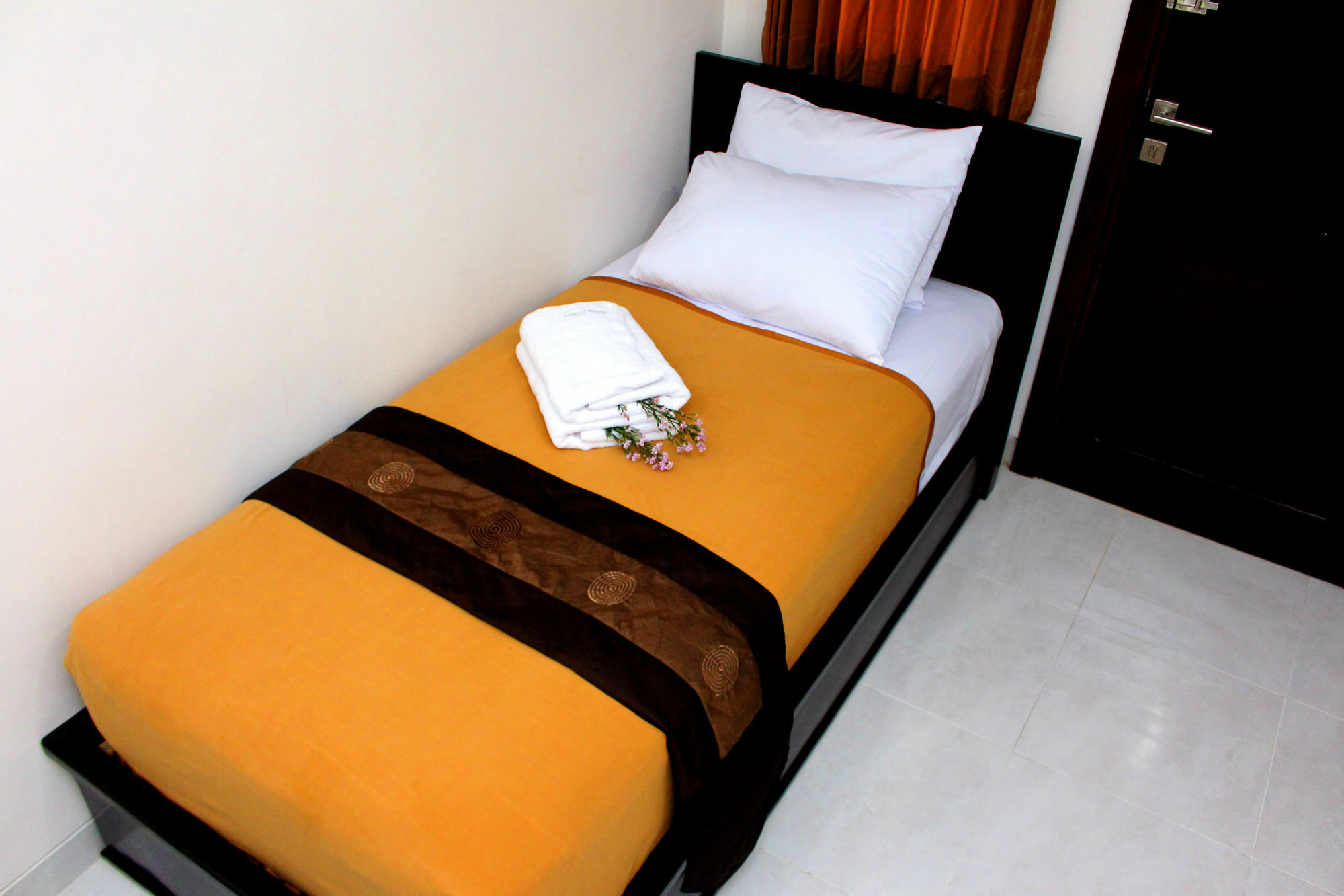 3 Mertha Guest house Kuta (Bali)