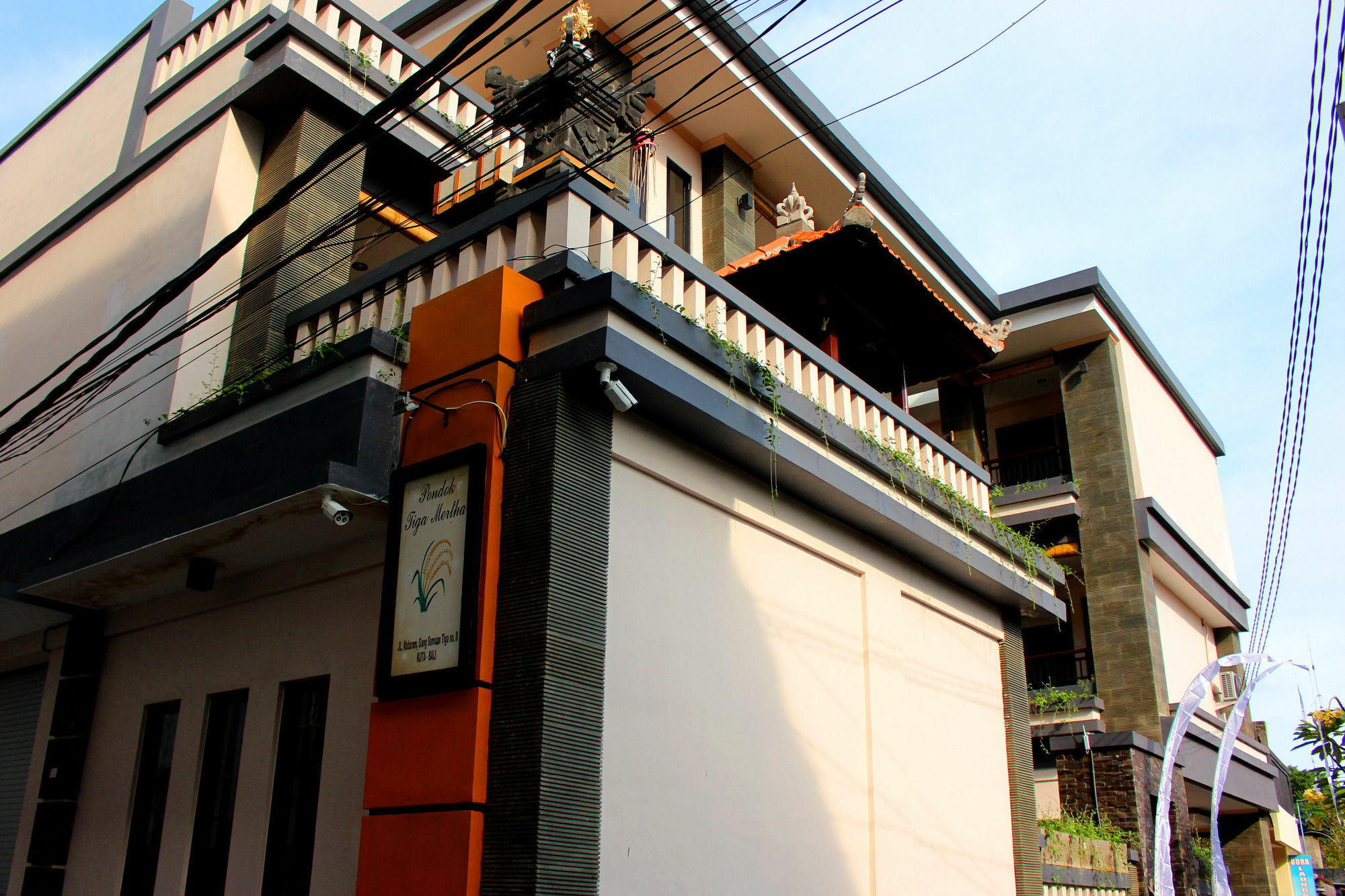 3 Mertha Kuta (Bali)