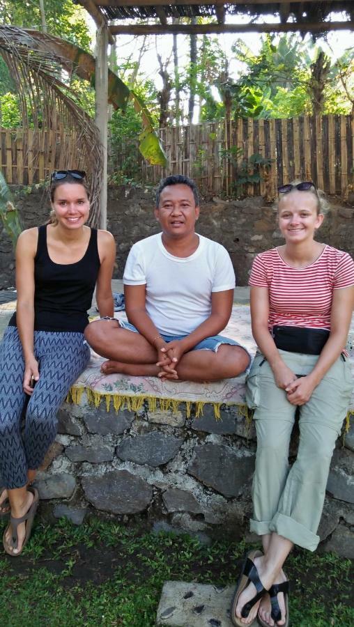 Memes House Backpacker Bed & Breakfast Buleleng (Bali)