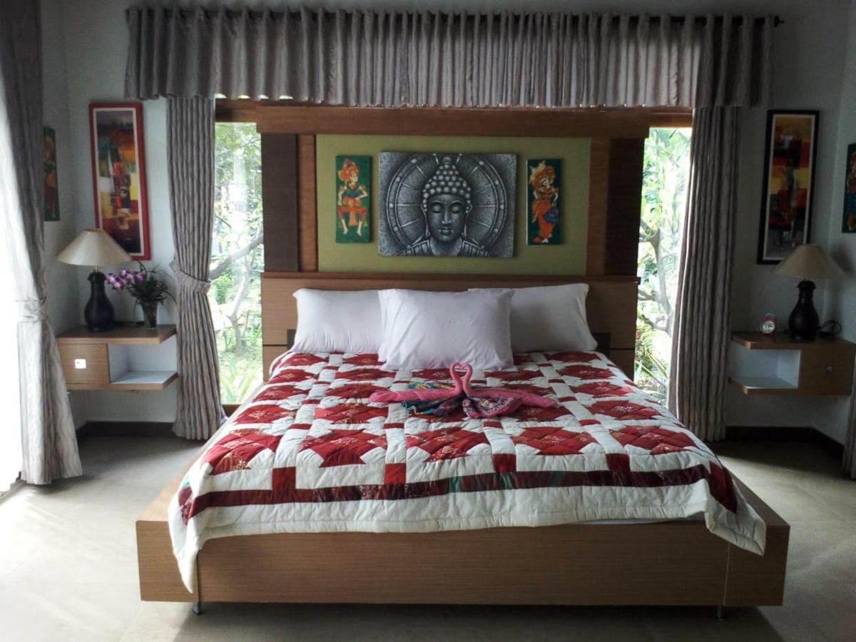 Barclona Lovina Apartment *