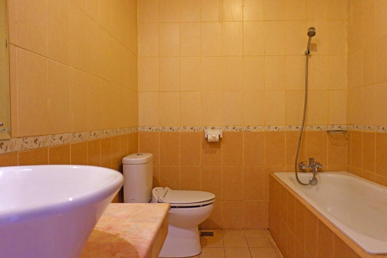 Intansari Hotel 2*