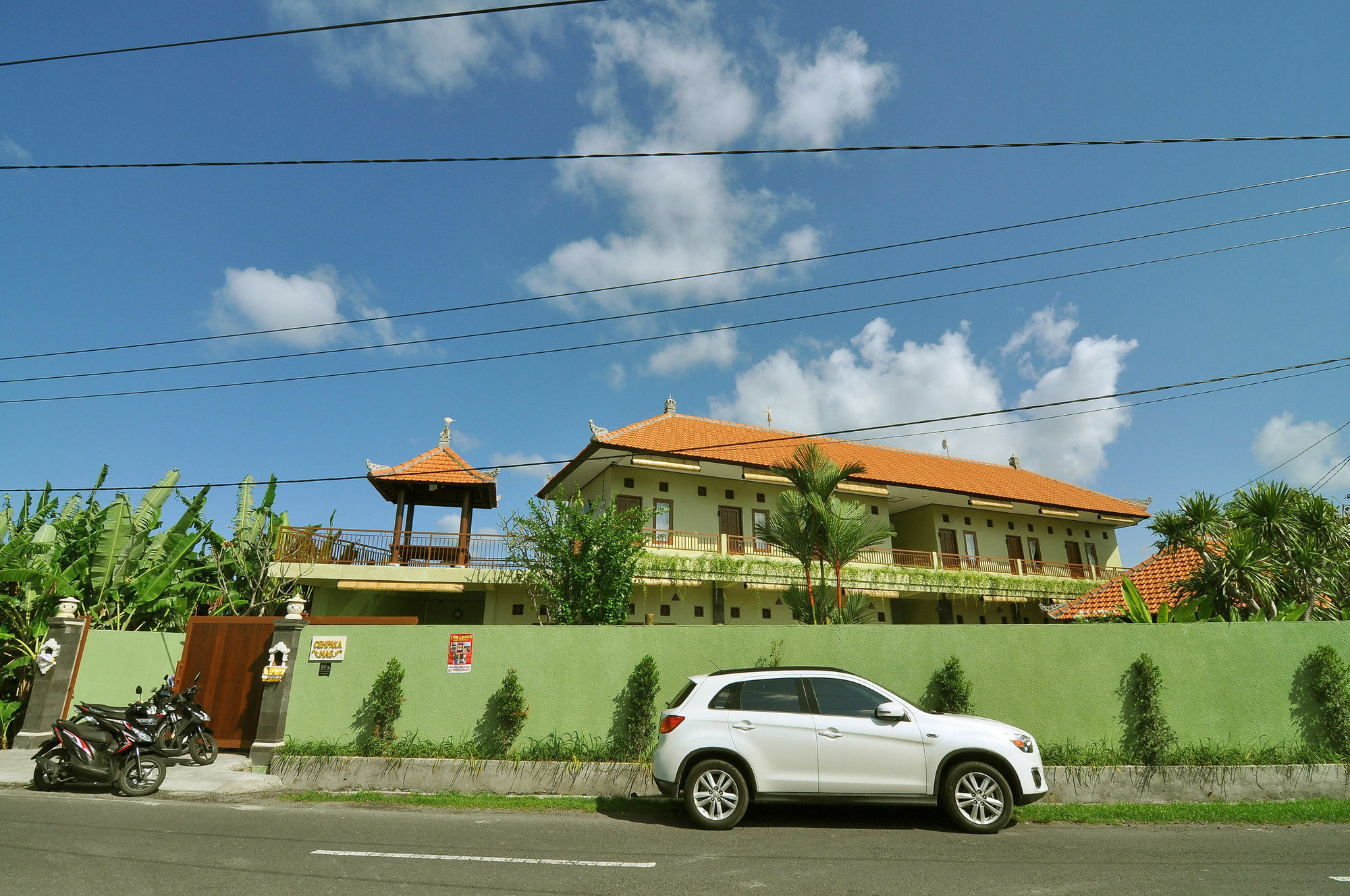 Cempaka Mas Wisma tamu 2*