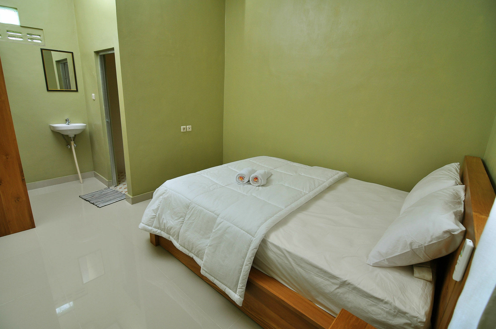 Cempaka Mas Wisma tamu