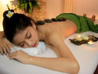 Super Oyo Townhouse Oak Maxi Legian Hotel 3*