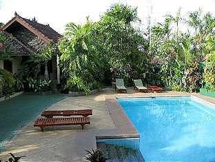 Wreck Divers & Restaurant Resort