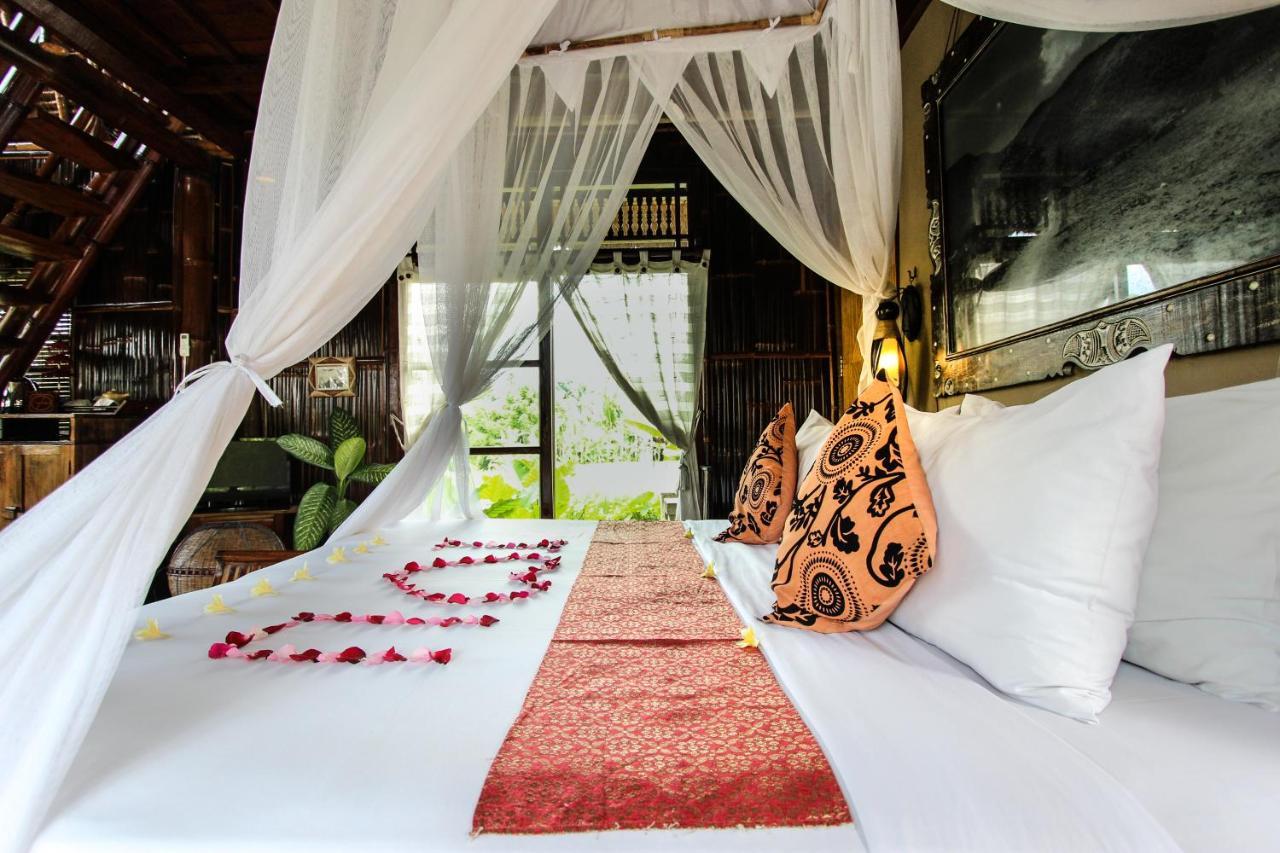 Taman liburan Hidden Yone Village 4*