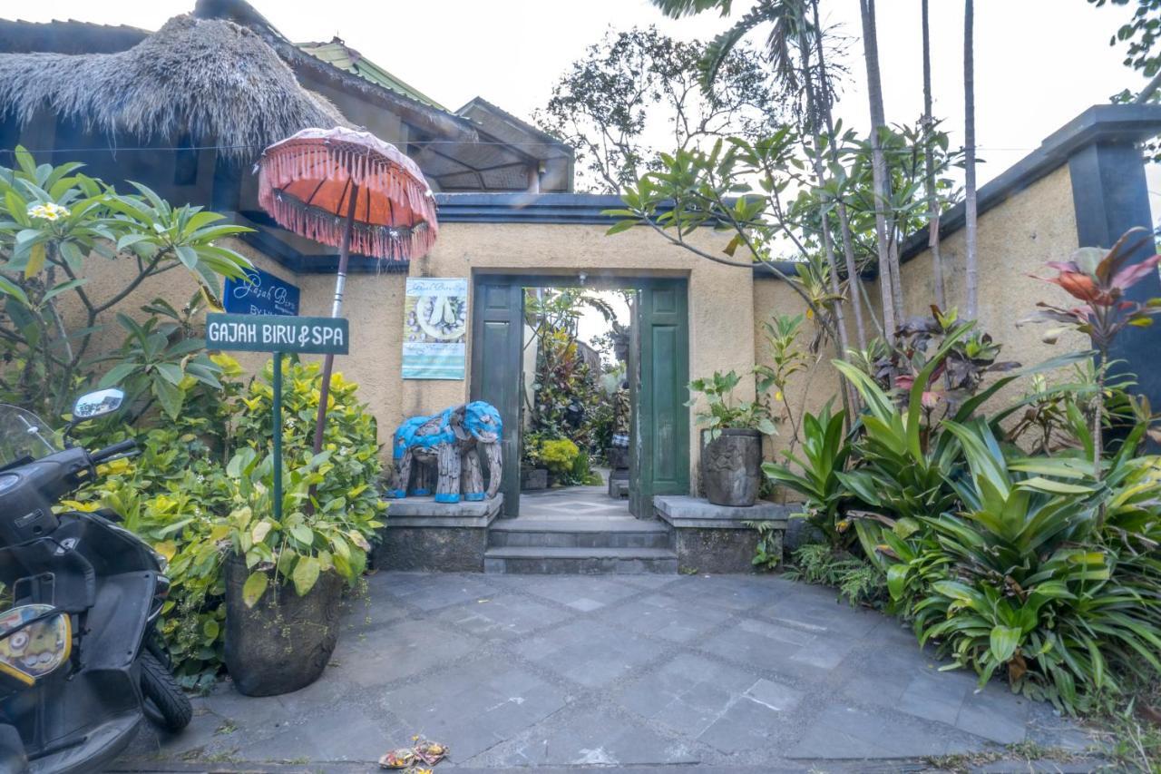 Wisma tamu Gajah Biru