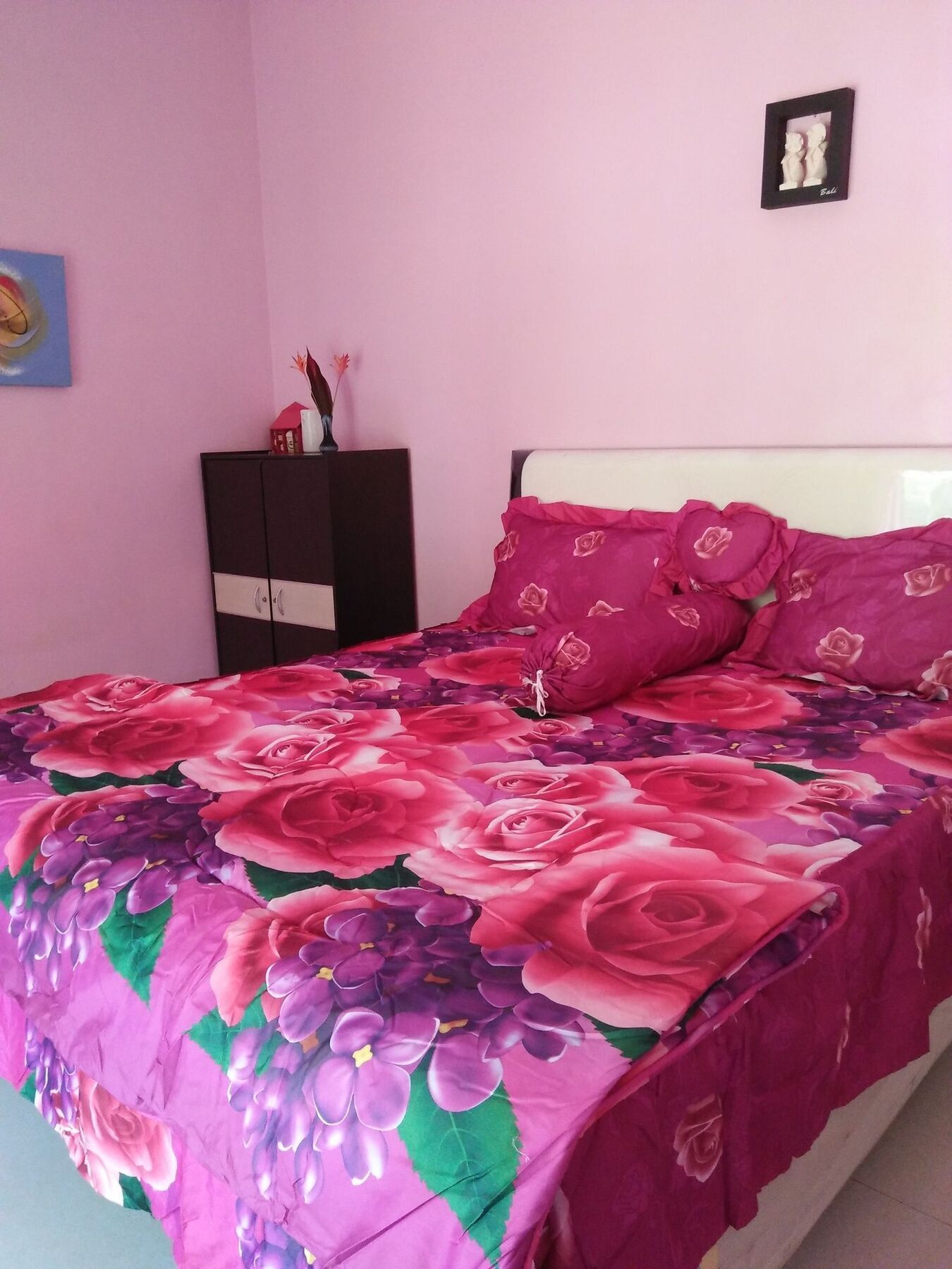 Memes House Backpacker Buleleng (Bali)