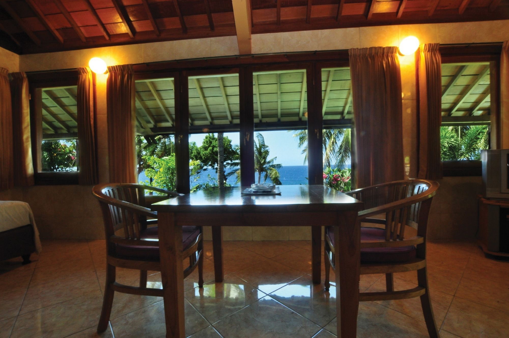 Wreck Divers & Restaurant Resort 3*