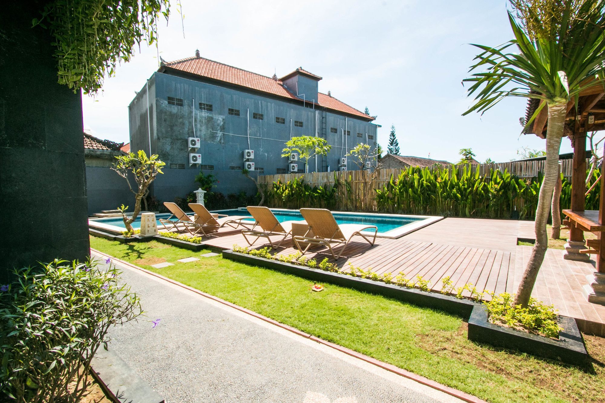 Srikandi Guest house Kuta Selatan