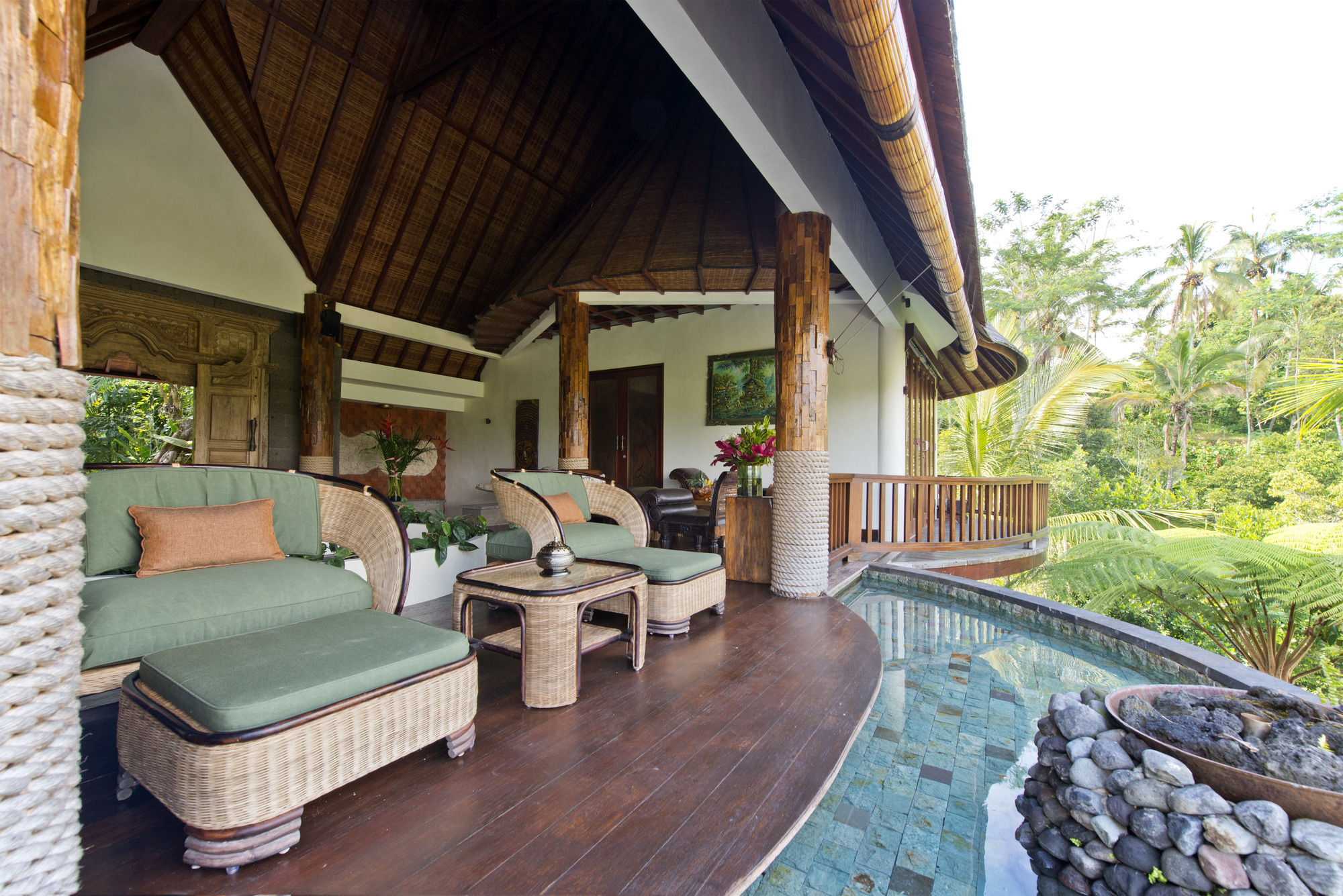 Adiwana Dara Ayu Resort 4*