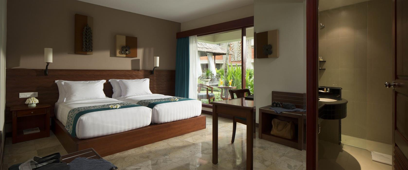 Resort White Rose Kuta - & 3*