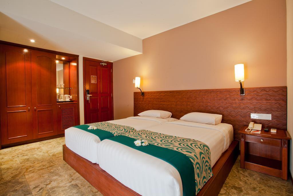 White Rose Kuta - & Resort 3*