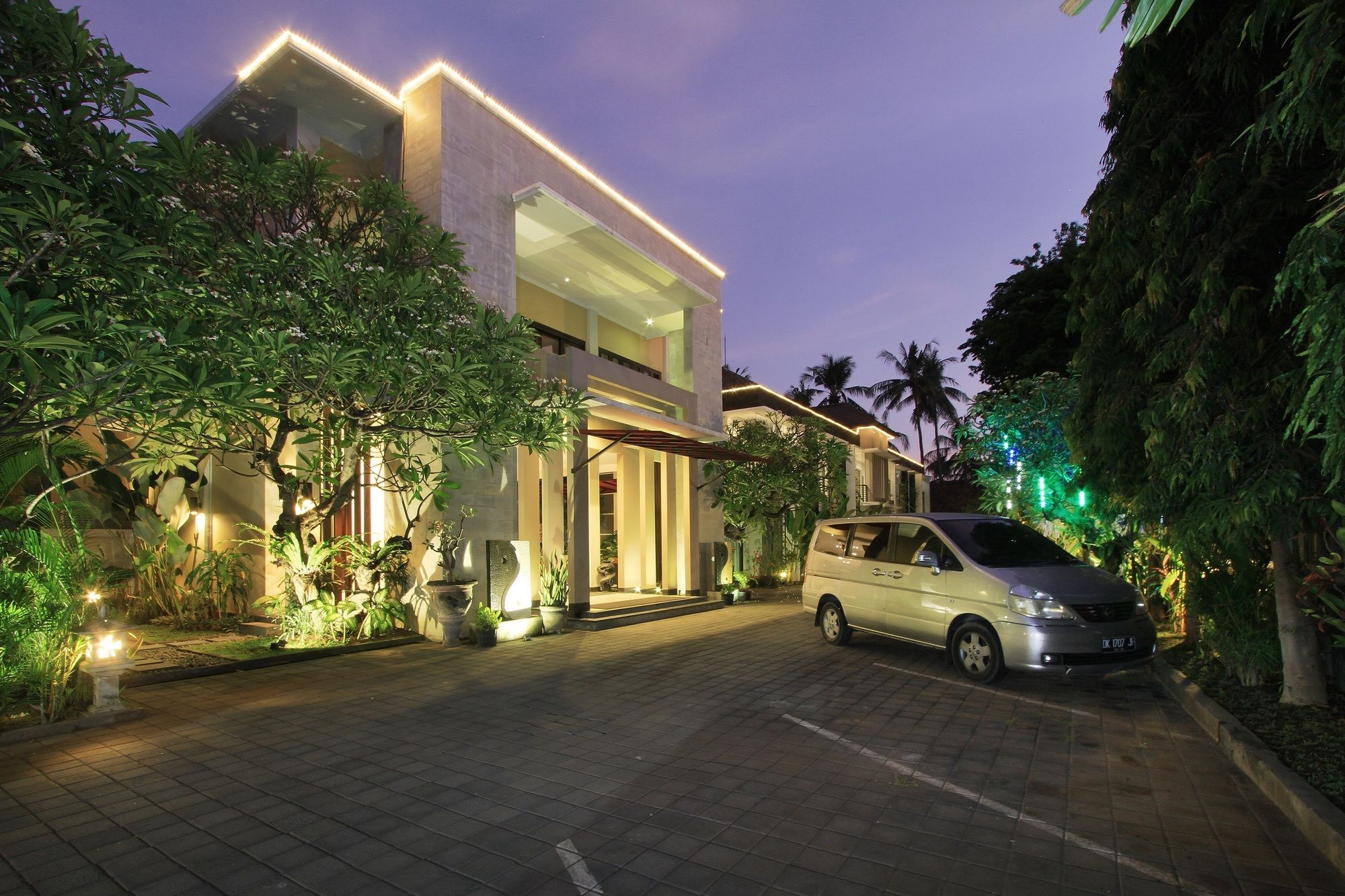 Padmasari Hotel
