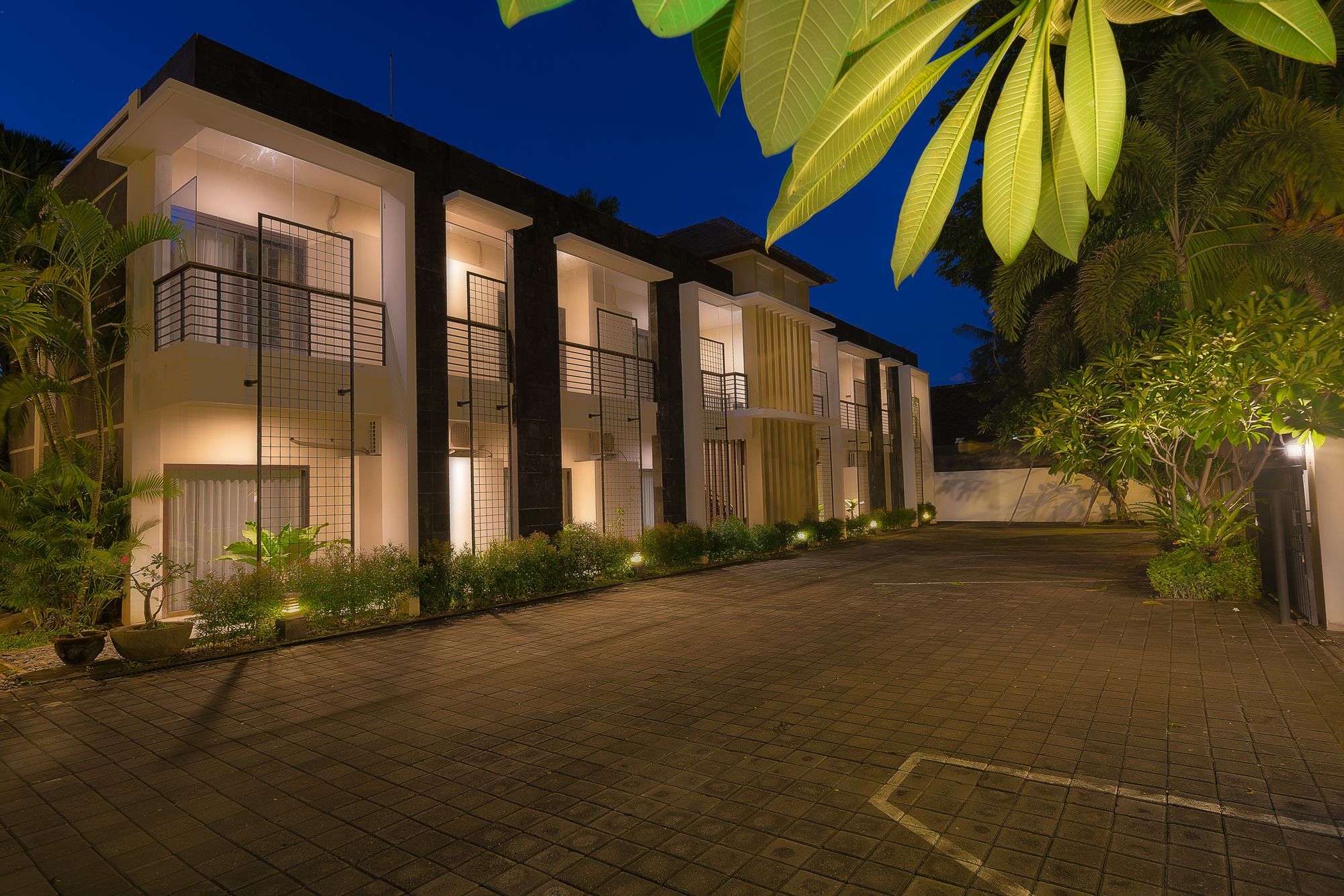 Hotel Padmasari 4*
