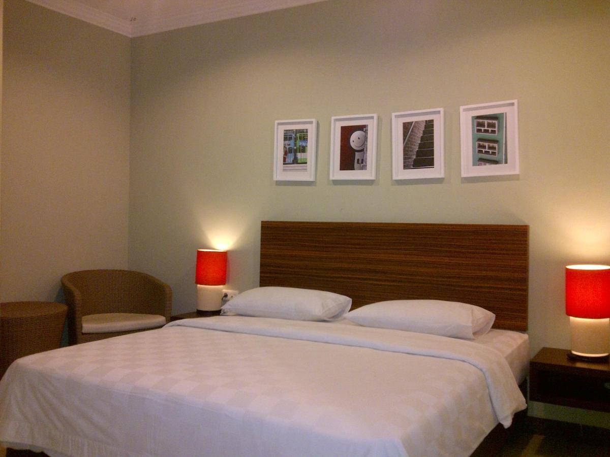 The Nusa Dua Hotel 2*