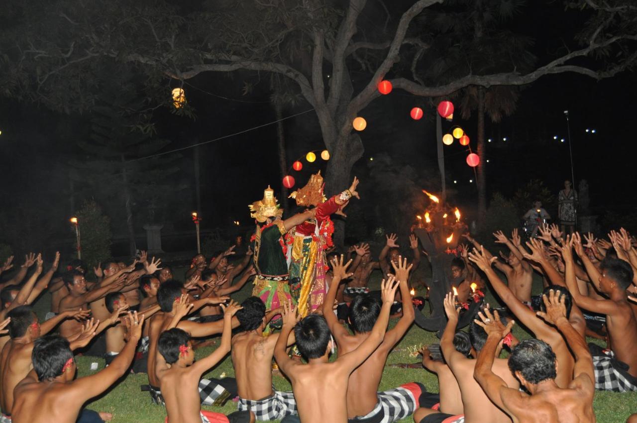 Tirta Ayu And Restaurant 4*
