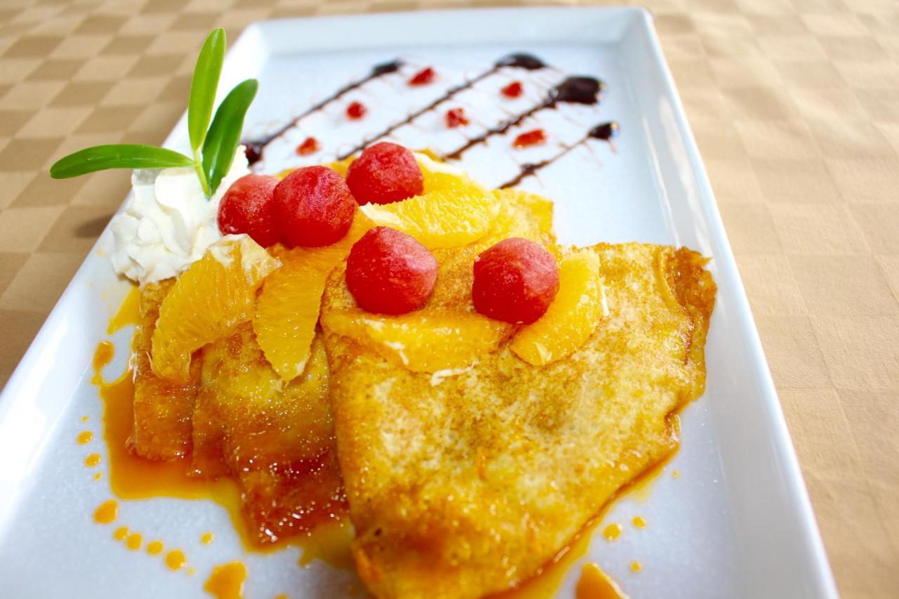 Chonos Lovina (Bali)