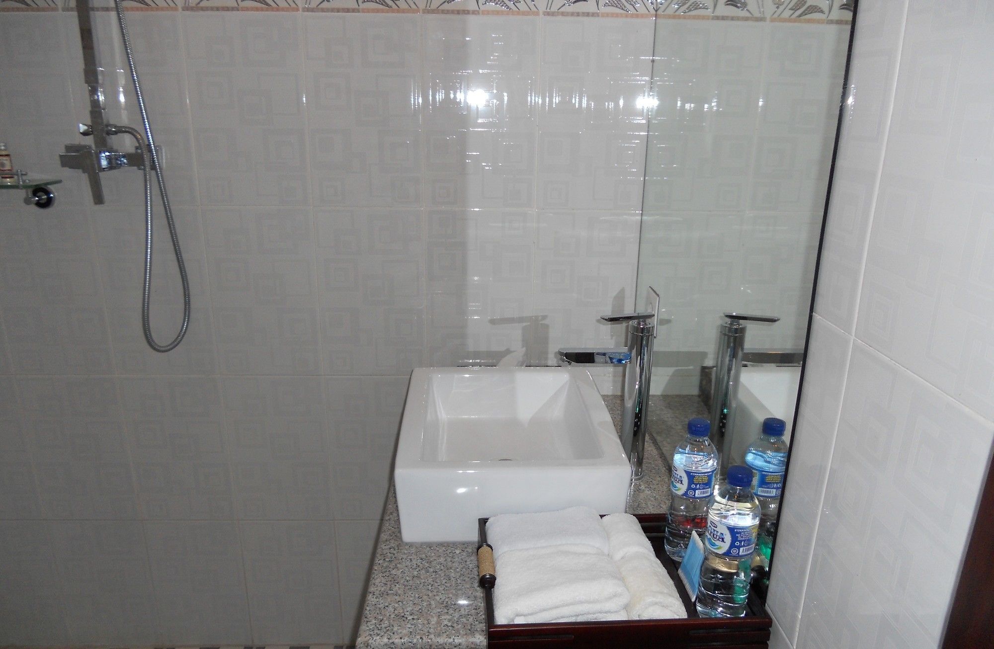Resort Avisara & 4*