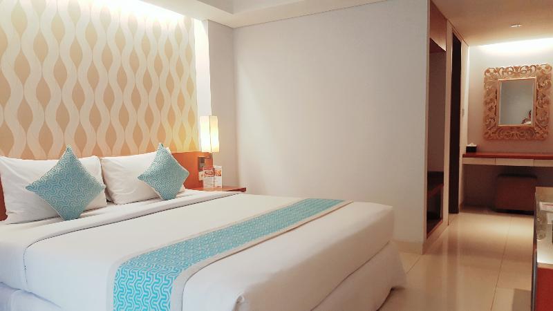 Express Bali Sunset Road By Ihg Hotel