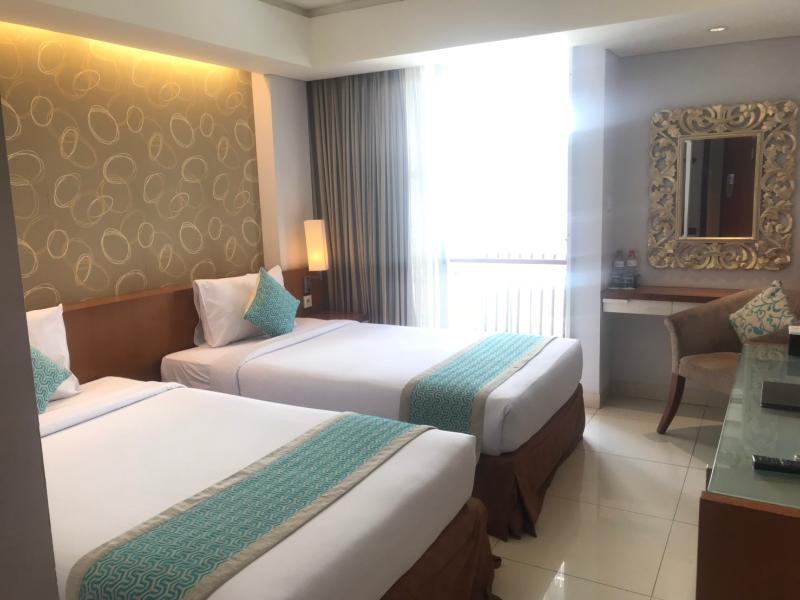 Hotel Express Bali Sunset Road By Ihg Kuta (Bali)