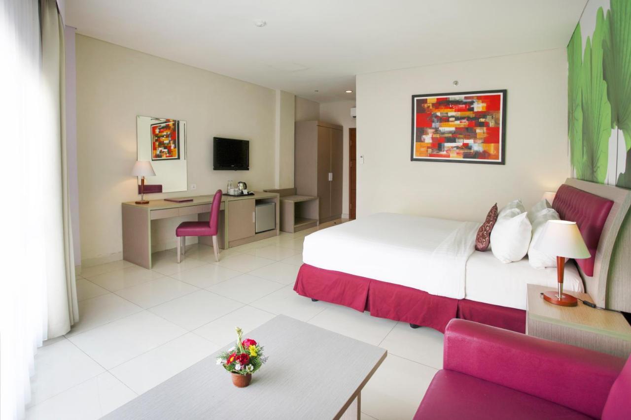 Hotel Kuta Park 4*