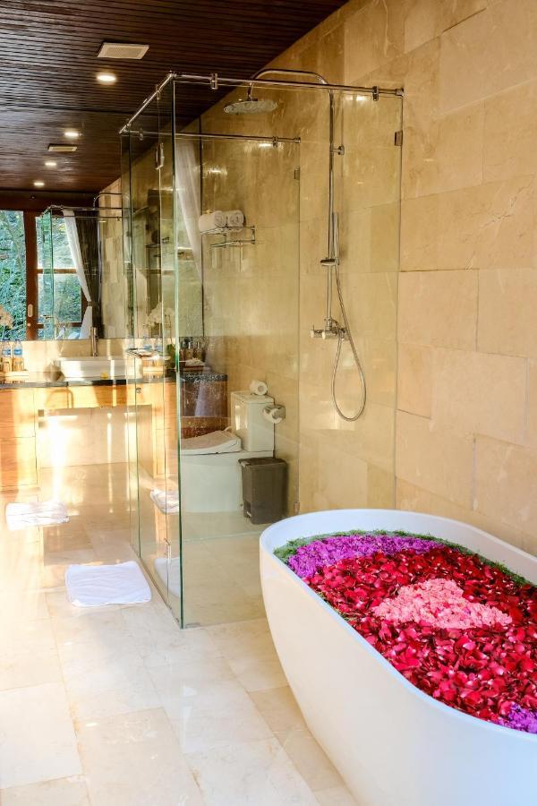 Taman liburan Tirta Arum 4*