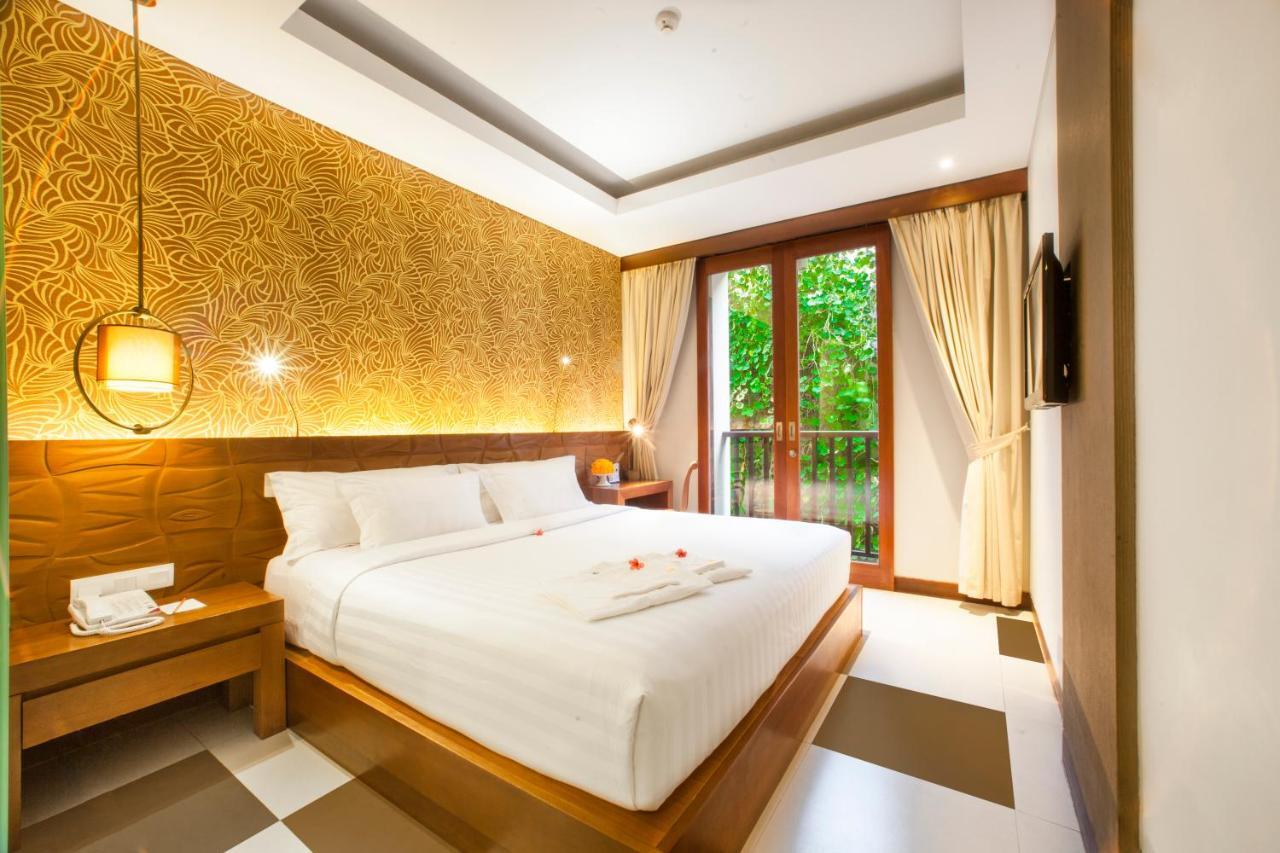Hotel Sun Island &