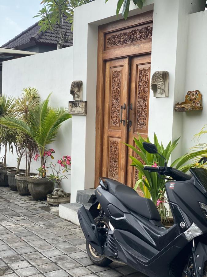 Kubu * Seminyak (Bali)