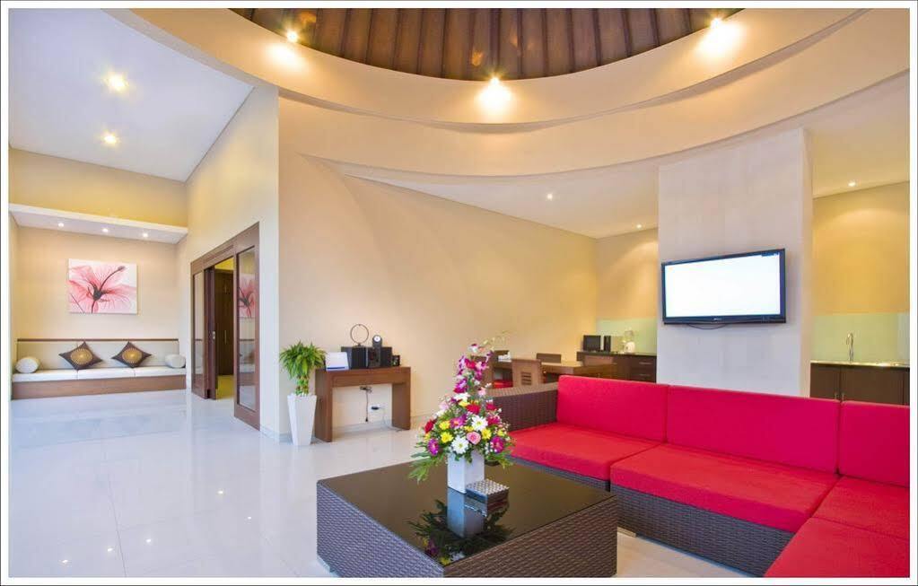Oval Bali Villa *