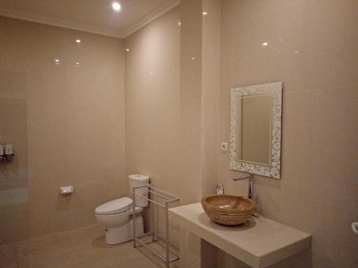 Resort Atres Sari