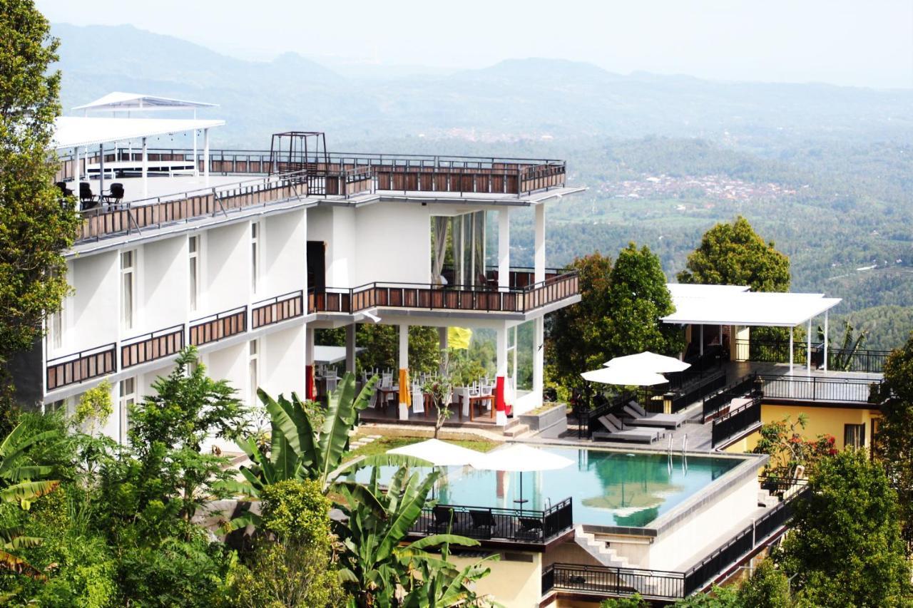 Atres Sari Resort Munduk (Bali)