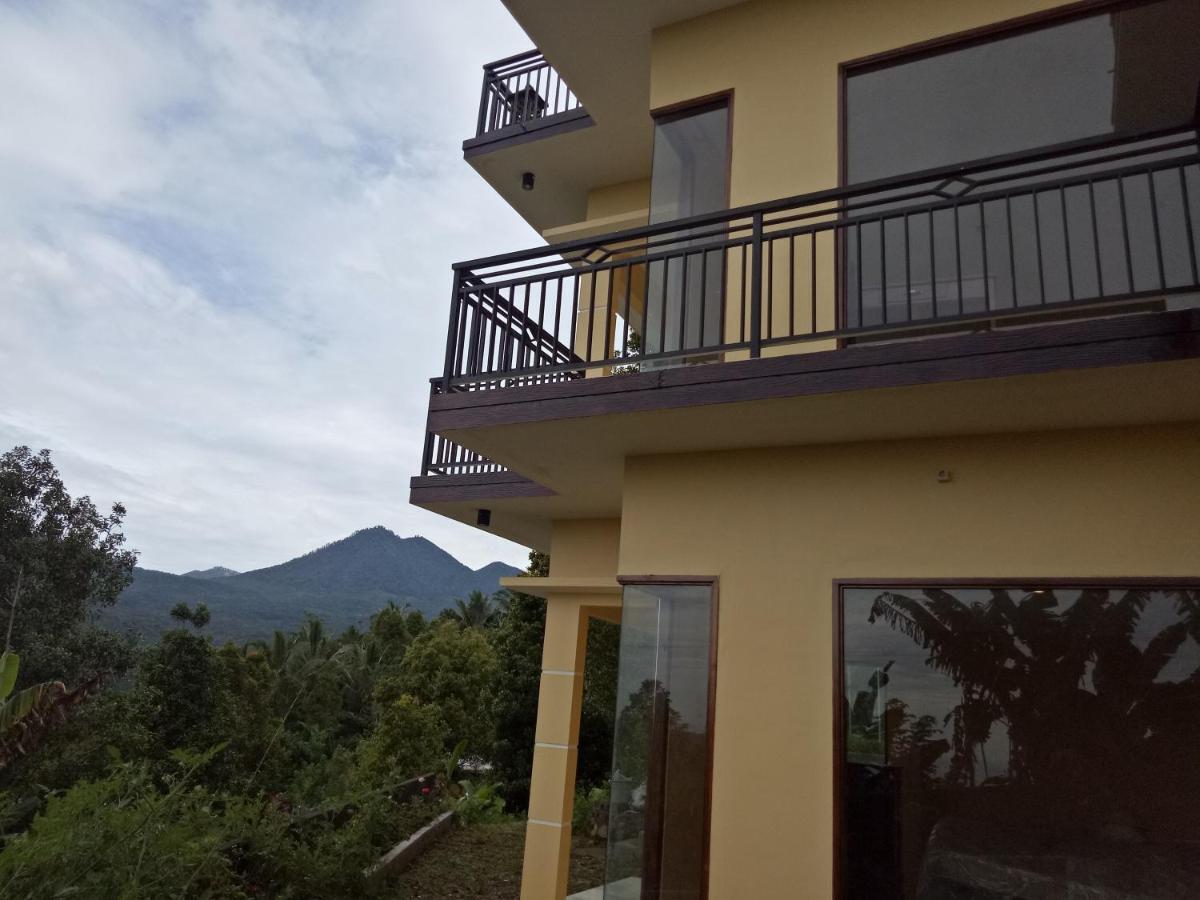 Atres Sari Munduk (Bali)