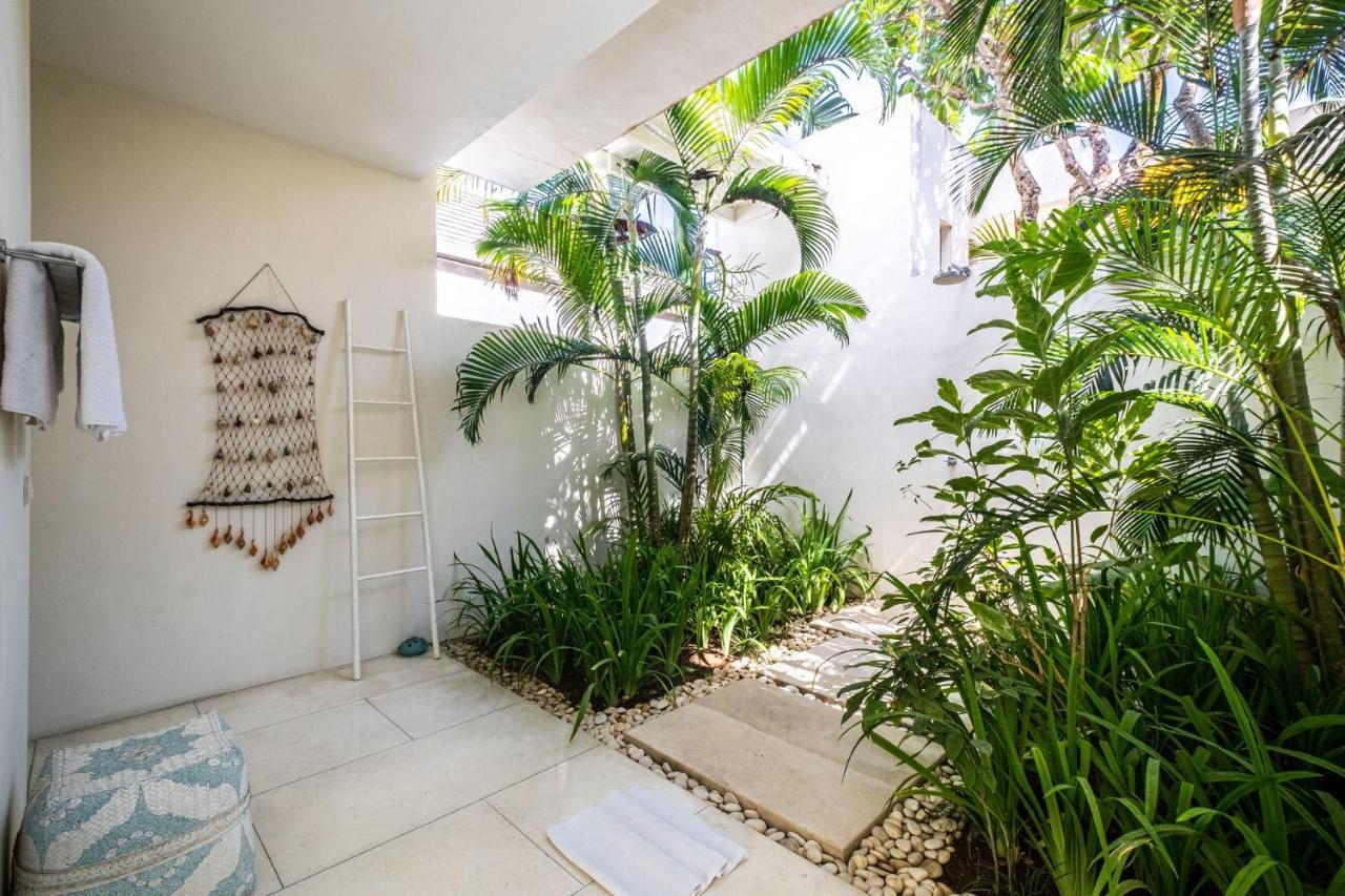 Puro Blanco Villa Kuta (Bali)
