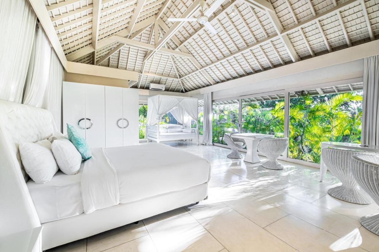 Puro Blanco * Kuta (Bali)