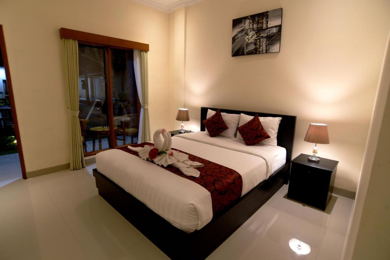 Tom's Pecatu Inn Uluwatu (Bali)