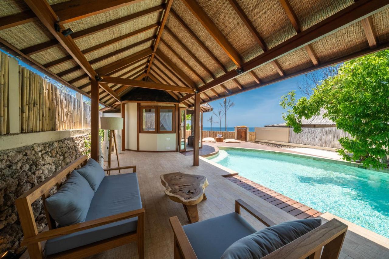 Resor Blue Lagoon Avia