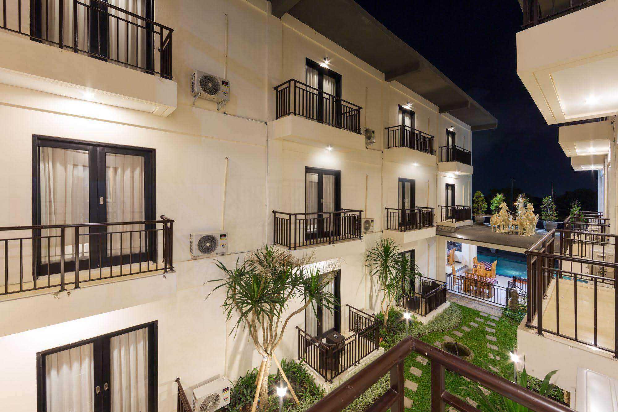 Reddoorz Near Mall Bali Galeria 2 Hotel