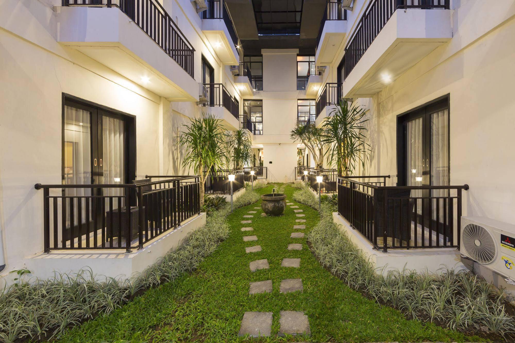 Reddoorz Near Mall Bali Galeria 2 Hotel Denpasar (Bali)