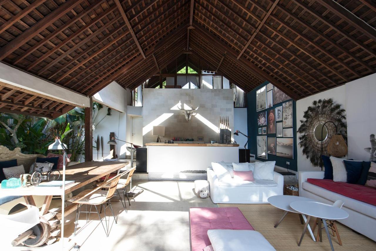 Oazia Bali *