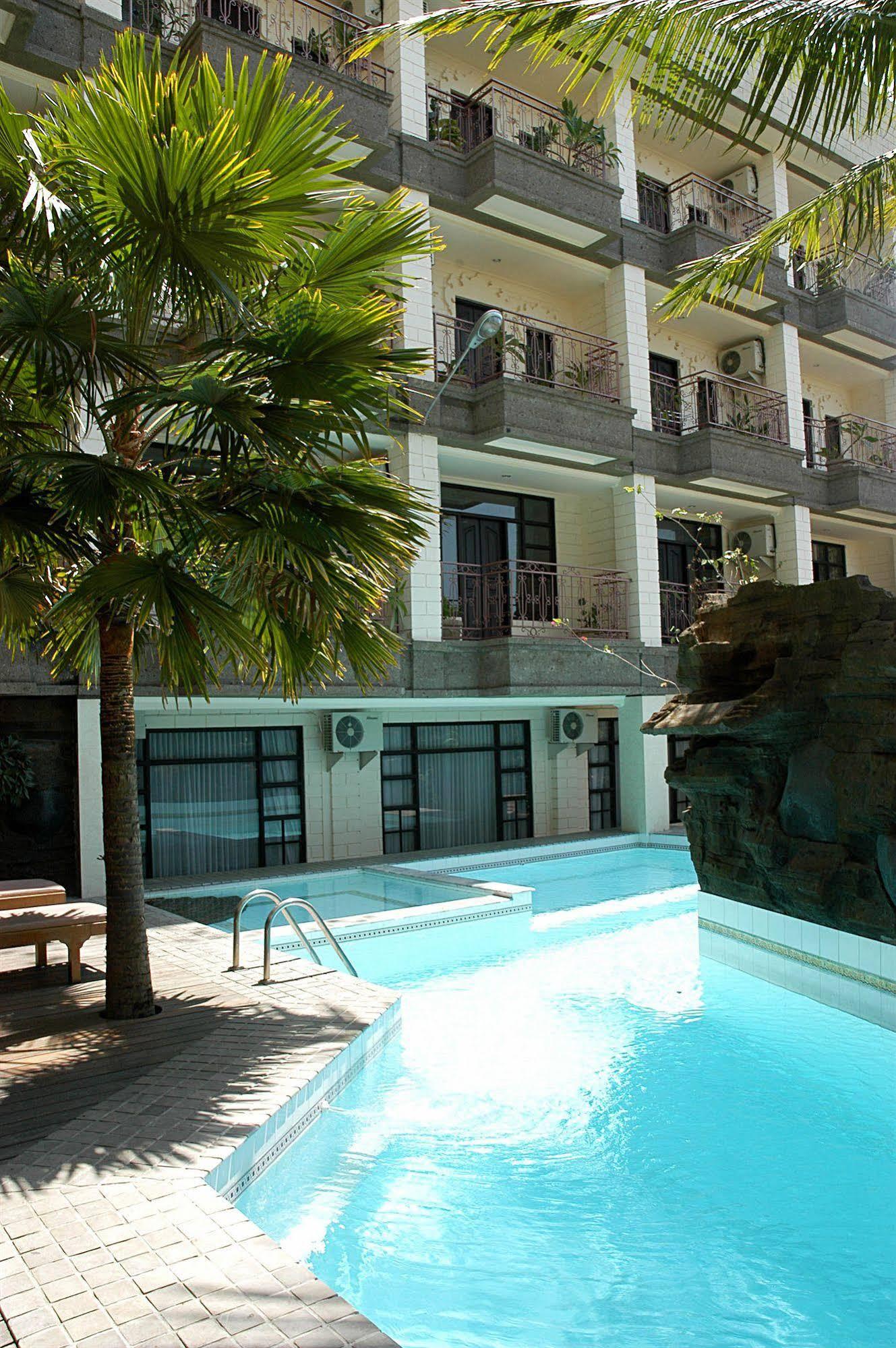 Vilarisi 3* Legian (Bali)