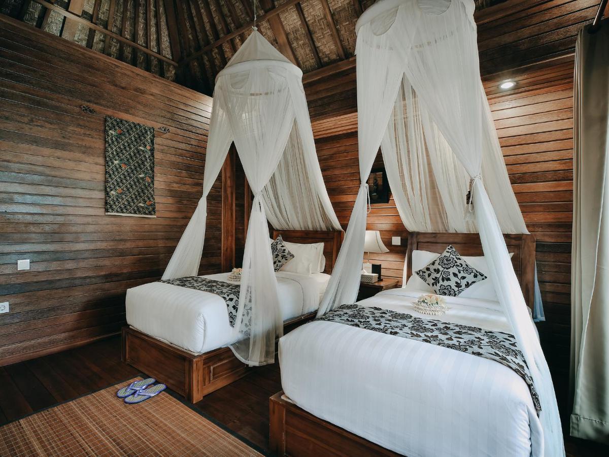 Taman liburan Bale Gede Nusa Nusa Lembongan (Bali)